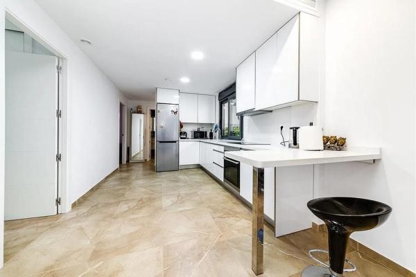 Piso en venta en  Barrio El Molino, Torrevieja photo 2