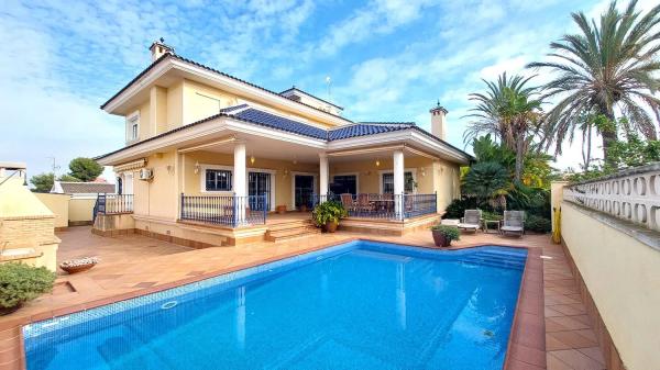 Casa independiente photo 1