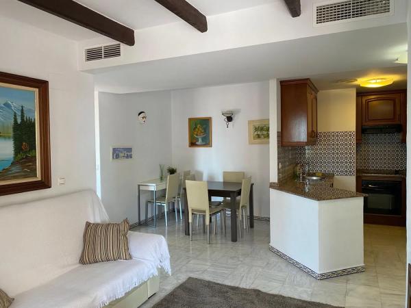Продажа квартиры в  Avenida Roentgen, 5, Торревьеха photo 1