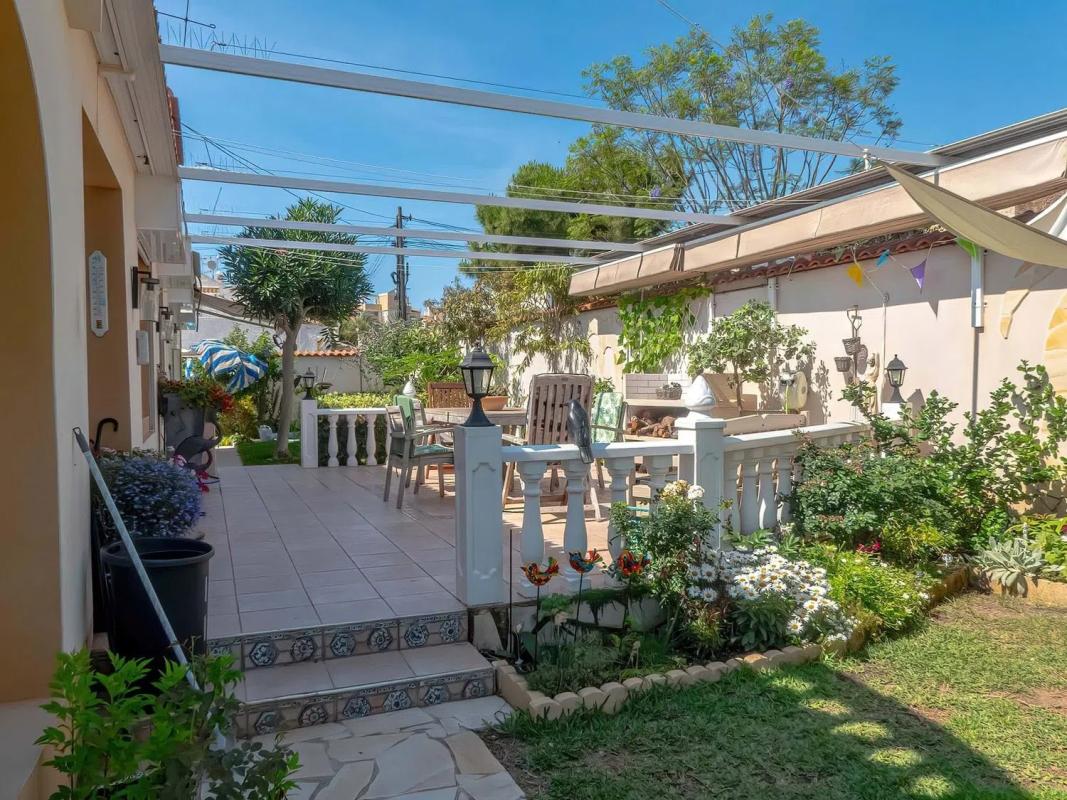 Properties for sale and rent in Spain photo 4