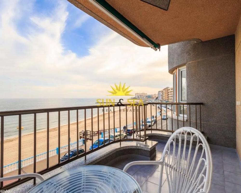 Venta de piso en Barrio Playa de los Locos, Torrevieja
photo 3