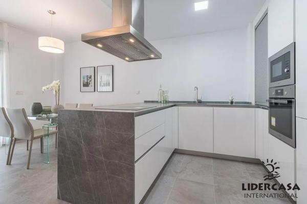 Пентхаус на продажу в  Avenida la laguna azul s/n, Торревьеха photo 4