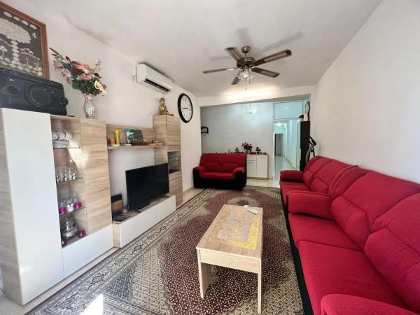 Piso en venta en  Barrio Las Piscinas Naturales, Torrevieja photo 1