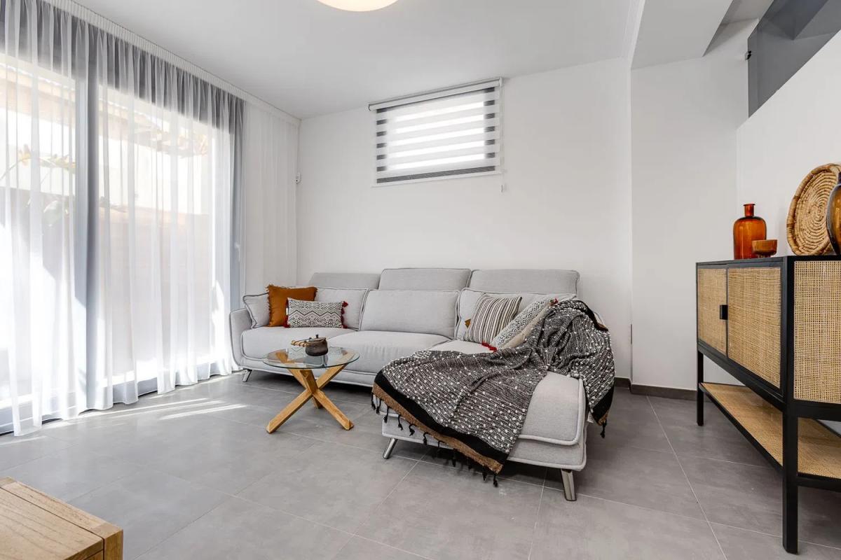 Nowa nieruchomość Casa independiente en avenida de Alemania , la Mata, 51 w Torrevieja photo 4