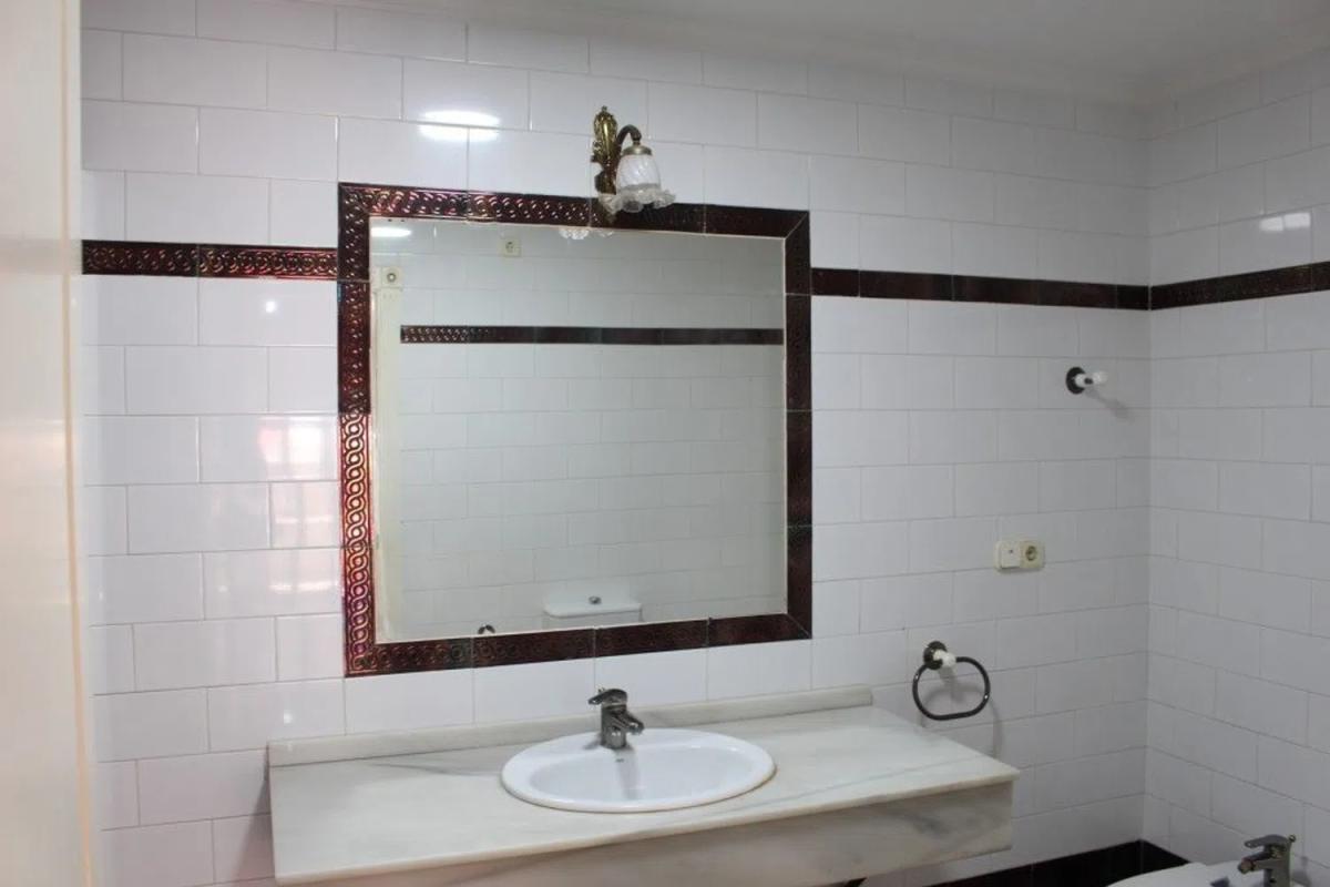 Sale of apartment in Barrio Centro - Muelle Pesquero, Torrevieja
photo 5