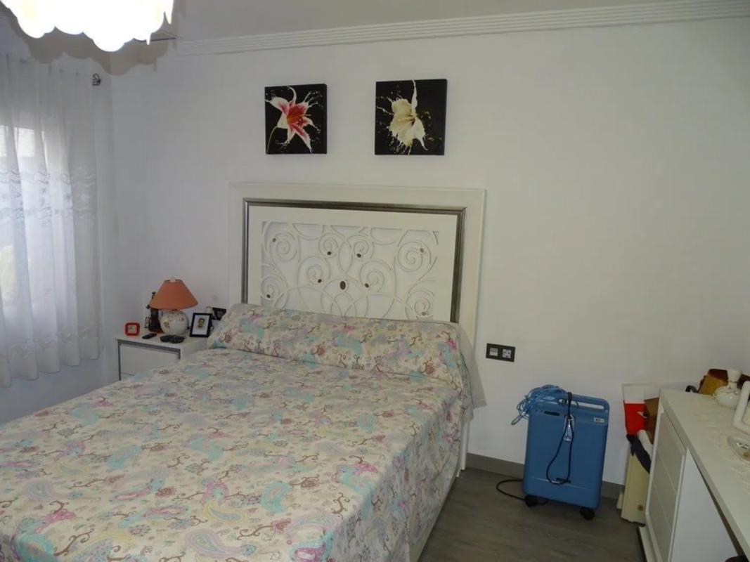 Sprzedaż duplexu w Calle José Martínez Ruiz Azorín, Torrevieja photo 2
