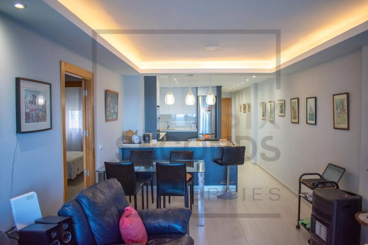 Venta de piso en Barrio Playa del Cura, Torrevieja
photo 3