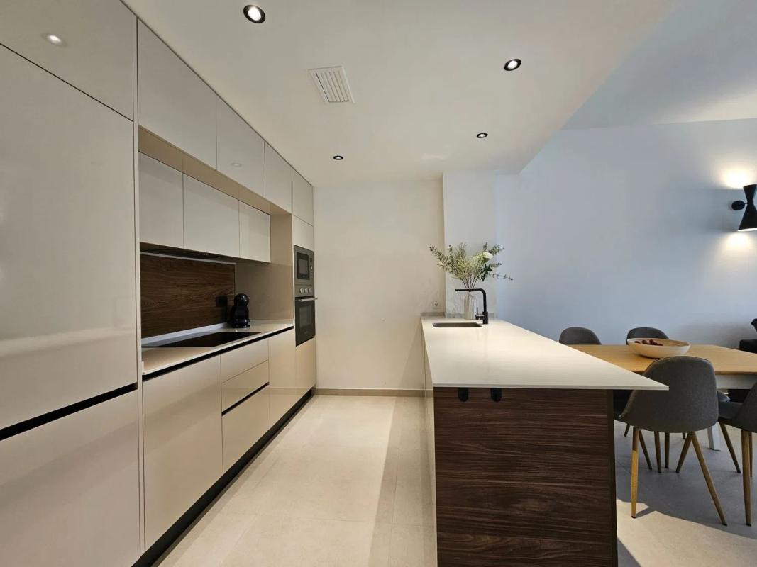 Sale of apartment in Barrio La Veleta, Torrevieja
 photo 4
