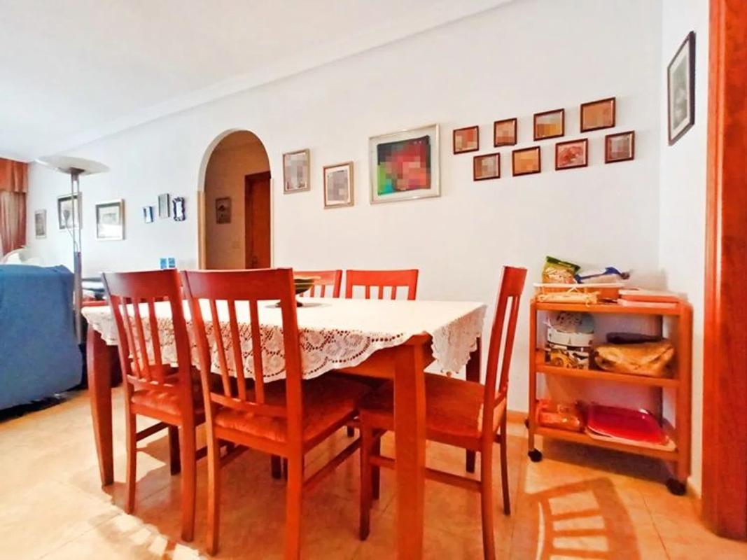 Venta de piso en Avenida Virgen del Carmen, Torrevieja
photo 3