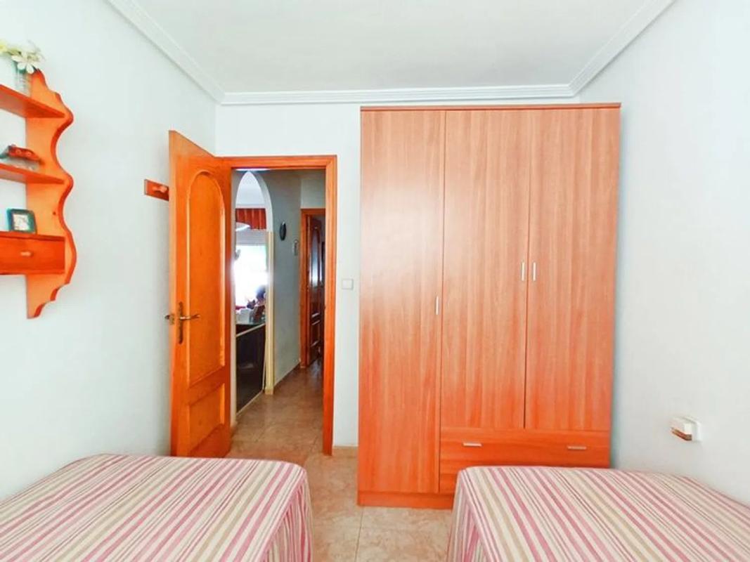 Venta de piso en Avenida Virgen del Carmen, Torrevieja
photo 5