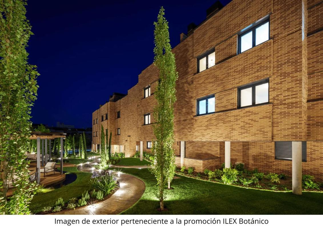 Venta de chalet adosado en Calle del Alto de Marmota, 34 , Colmenar Viejo photo 3