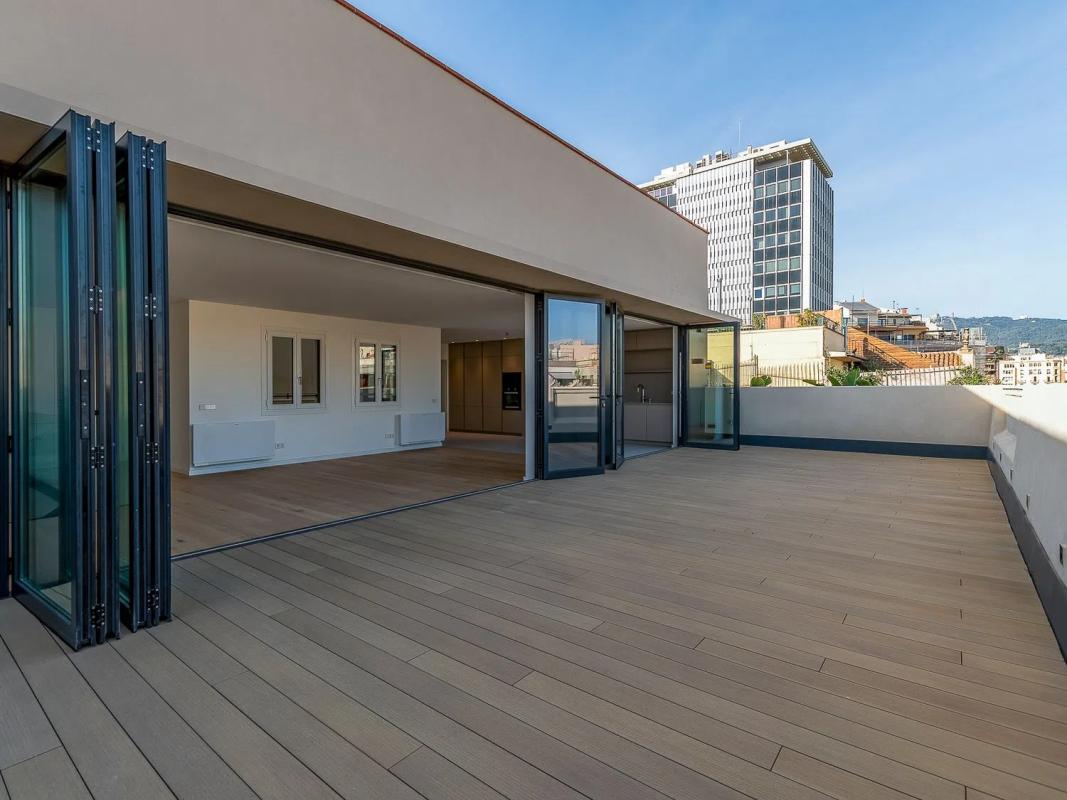 New construction Rambla Catalunya in Barcelona photo 5