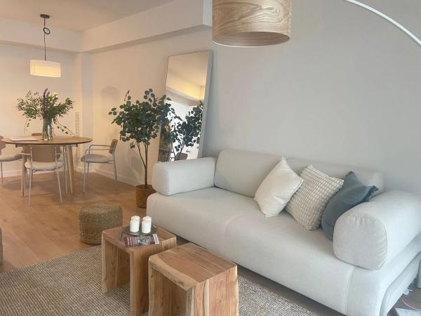 Apartment for sale in  Calle Sant Antoni, 40, Cerdanyola del Vallès photo 1