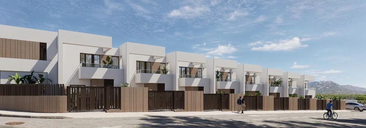 Sale of townhouse in Avenida Castillo de Monteagudo s/n , Murcia photo 2