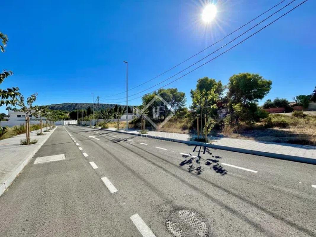 Land for sale in Alicante, Alicante photo 2