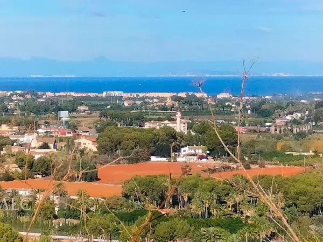Terreno en venta en Denia, Alicante photo 3