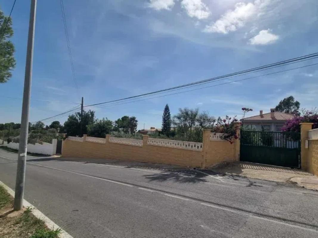Terreno en venta en Alicante / Alacant, Alicante photo 1