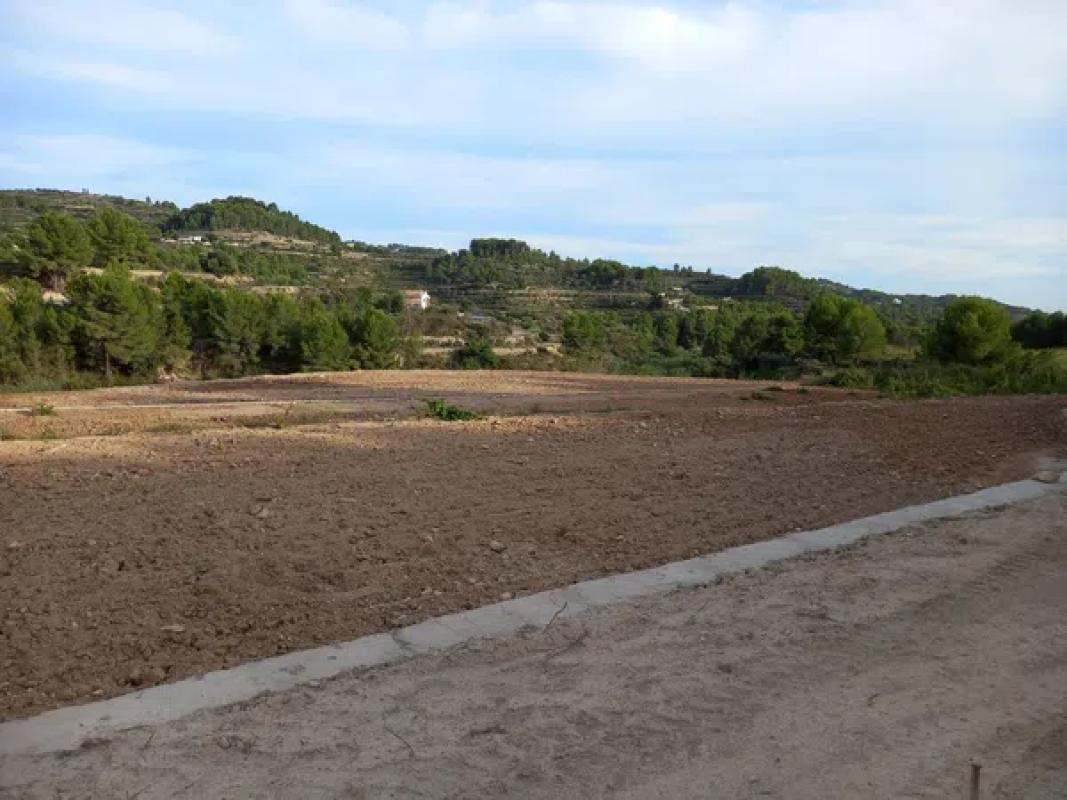 Terreno en venta en Benissa, Alicante photo 2
