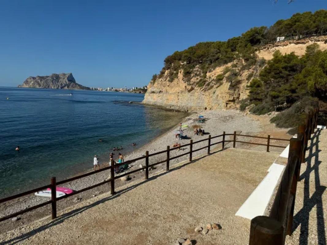 Terreno en venta en Benissa, Alicante photo 1