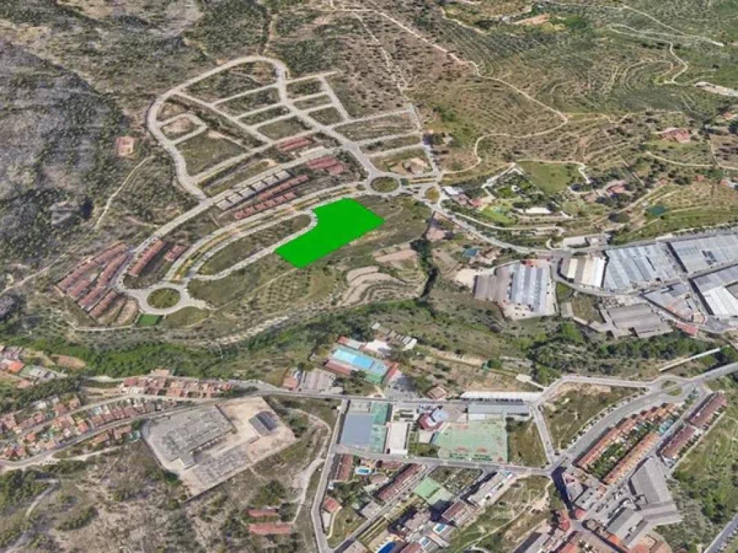 Terreno en venta en Alcoy / Alcoi, Alicante photo 1