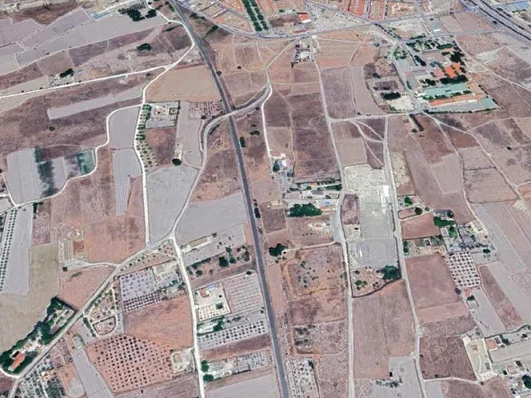 Terreno en venta en Villena, Alicante photo 3