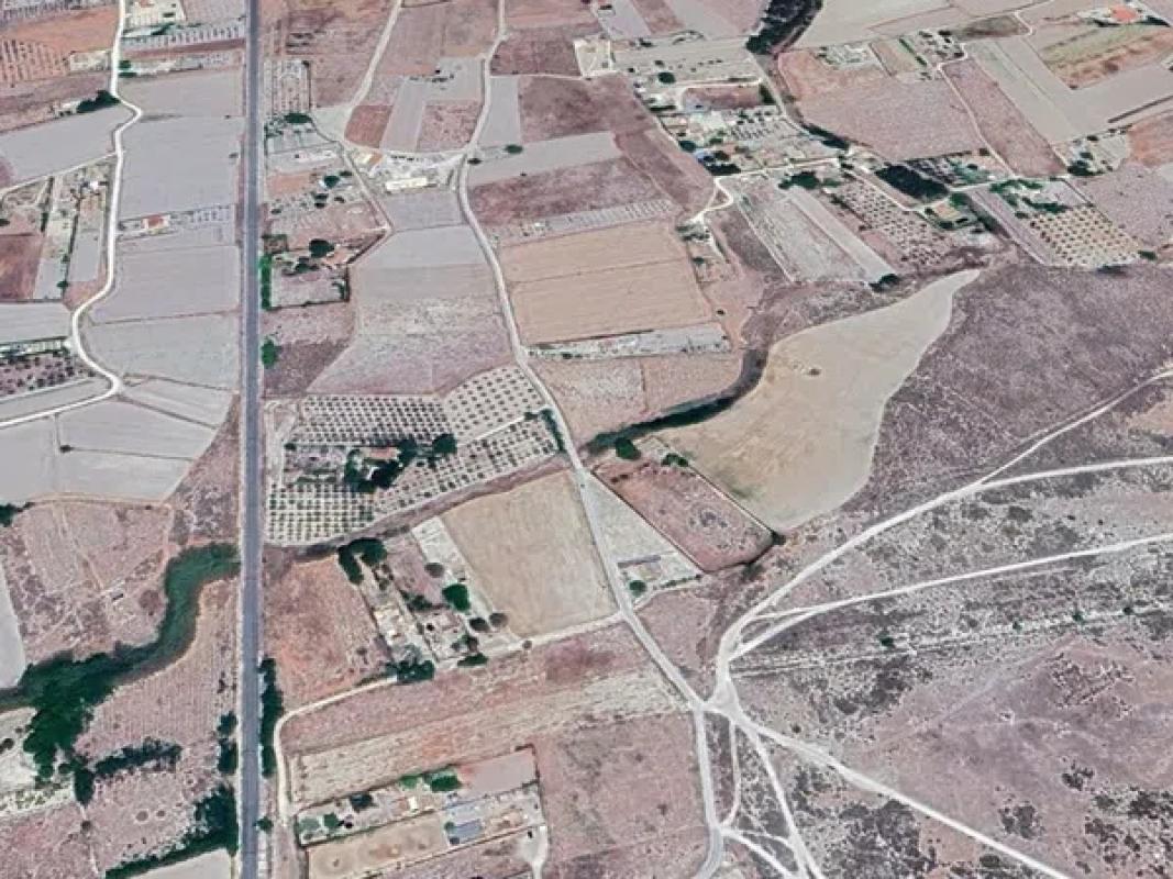 Terreno en venta en Villena, Alicante photo 3