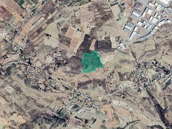 Terreno en plaza Poligono 38 photo 1