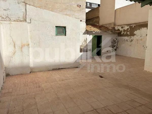 Terreno en calle Vicente Salinas, 17 photo 1