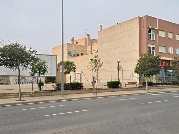 Terreno en bulevar de Teulada photo 1