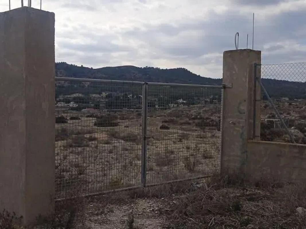 Terreno en venta en Aspe, Alicante photo 1