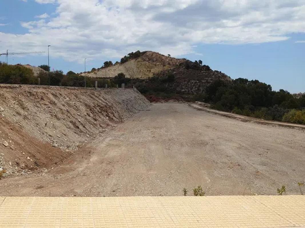 Terreno en venta en Finestrat, Alicante photo 3