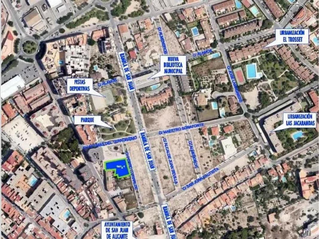 Terreno en venta en Alicante / Alacant, Alicante photo 2