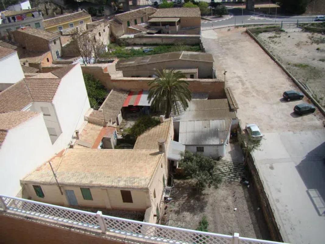 Terreno en venta en Villena, Alicante photo 3