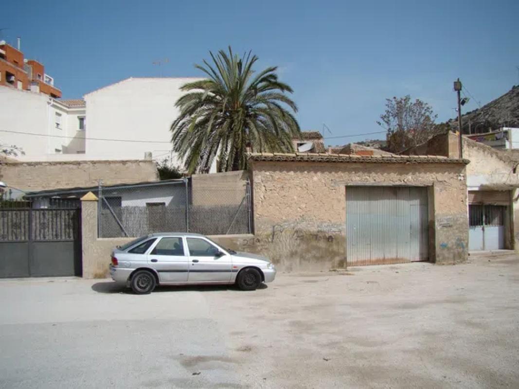 Terreno en venta en Villena, Alicante photo 5
