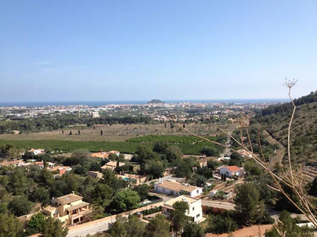 Terreno en venta en Denia, Alicante photo 1