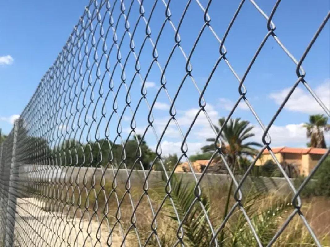 Terreno en venta en Elche / Elx, Alicante photo 2