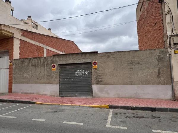 Terreno en calle Jacinto Benavente s/n photo 2