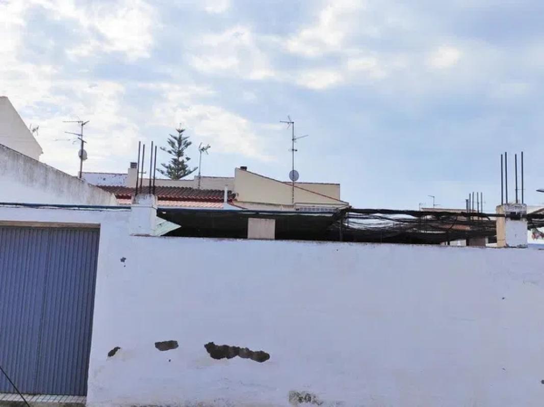 Terreno en venta en Pilar de la Horadada, Alicante photo 2