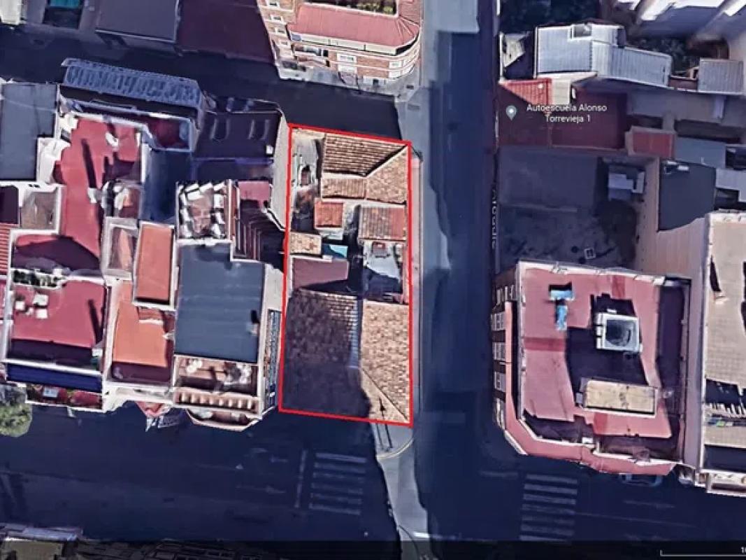 Terreno en venta en Torrevieja, Alicante photo 2