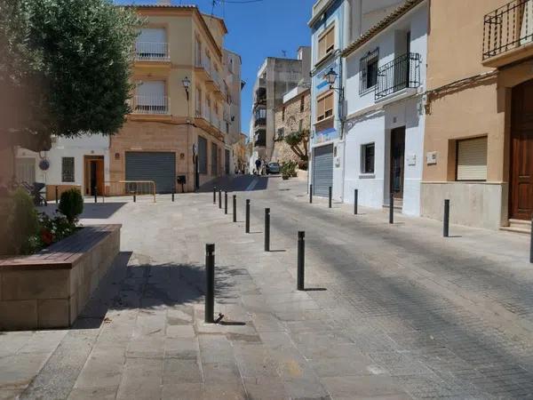 Terreno en plaza Miguel Roselló photo 1