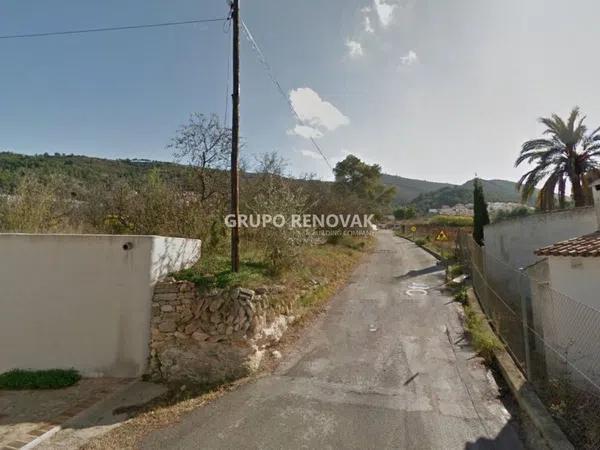 Terreno en Polígono Pp.Asegador y Calistr thumbnail 2