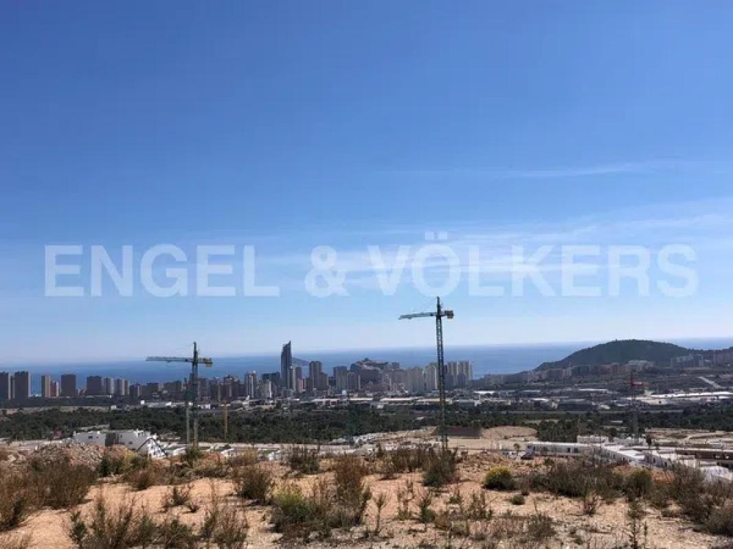 Terreno en venta en Finestrat, Alicante photo 3
