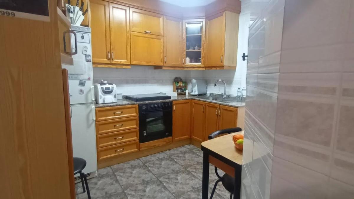 Sale of apartment in El Carril - Paseo de Chapi, Villena
photo 2
