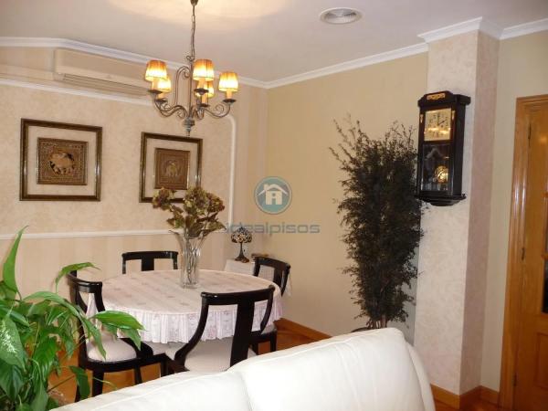 Penthouse for sale in  Polígono Mercado Abastos, Villena photo 1