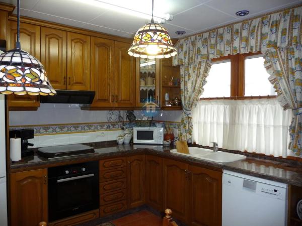 Penthouse for sale in  Polígono Mercado Abastos, Villena photo 3