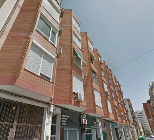 Piso en venta en  Calle Sancho Medina, Villena photo