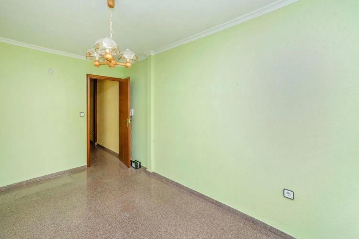 Venta de piso en El Rabal, Villena
photo 4