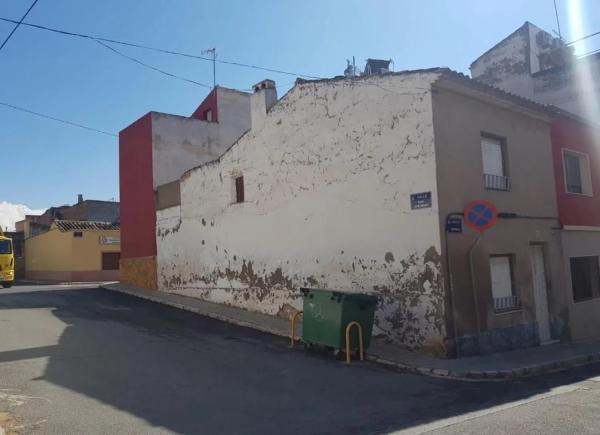 Chalet pareado en calle San Jerónimo photo 1