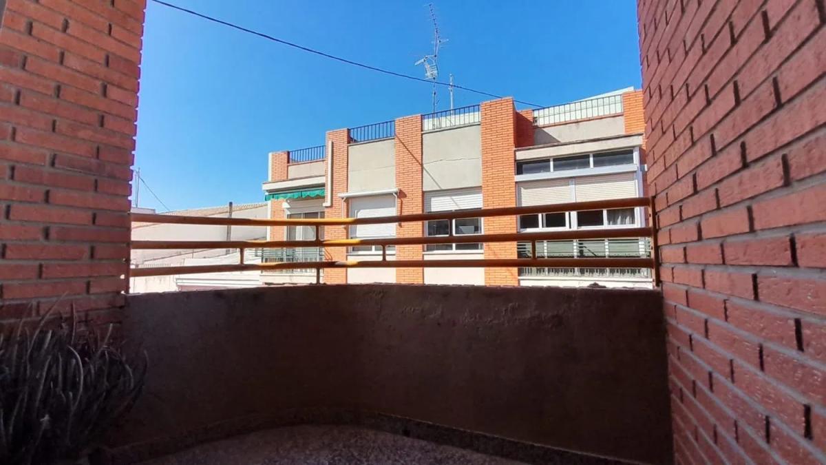 Sale of apartment in El Carril - Paseo de Chapi, Villena
photo 1