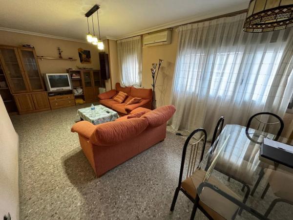 Apartment for sale in  Calle Isaac Albéniz, Villena photo 3
